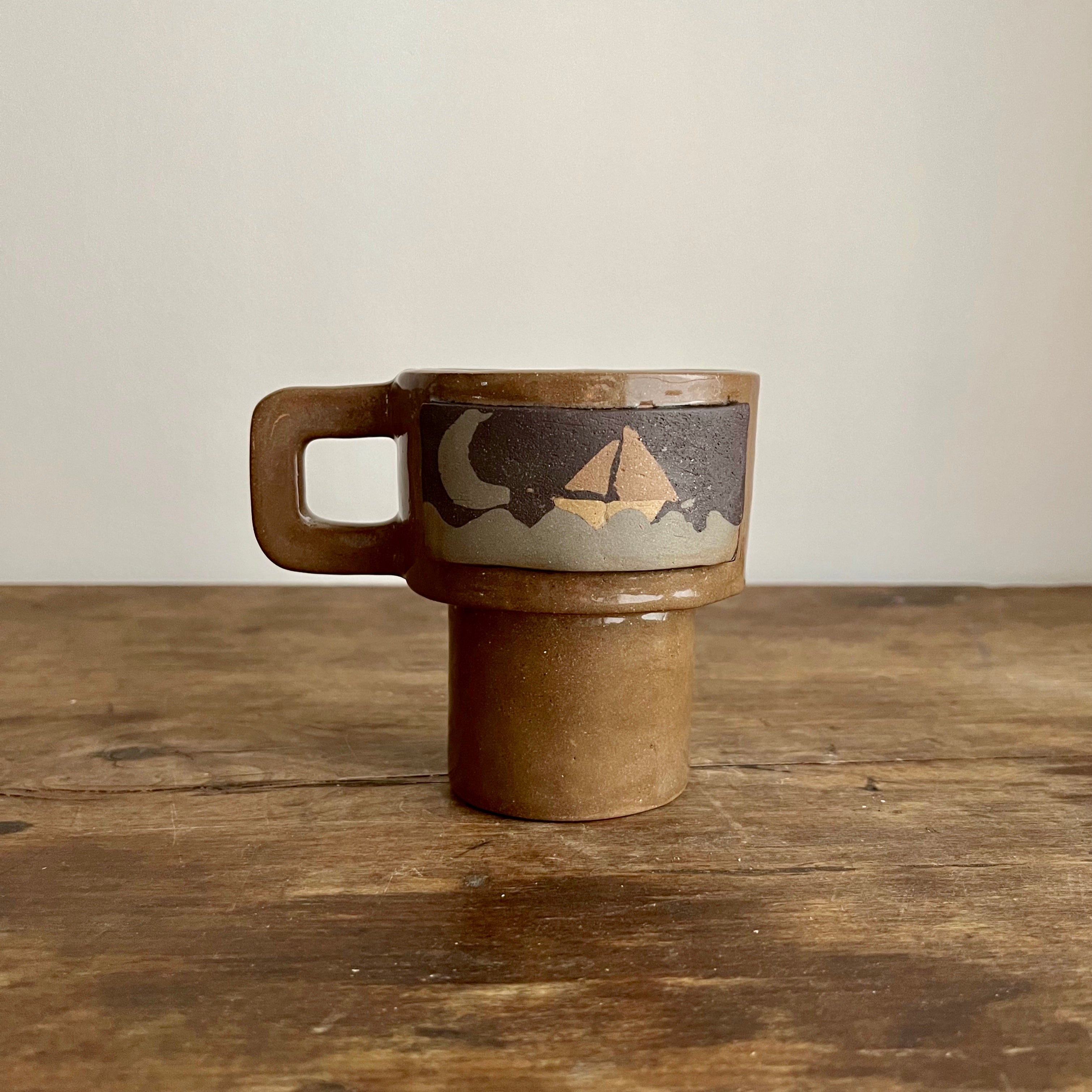 Night-sailing stacking mug